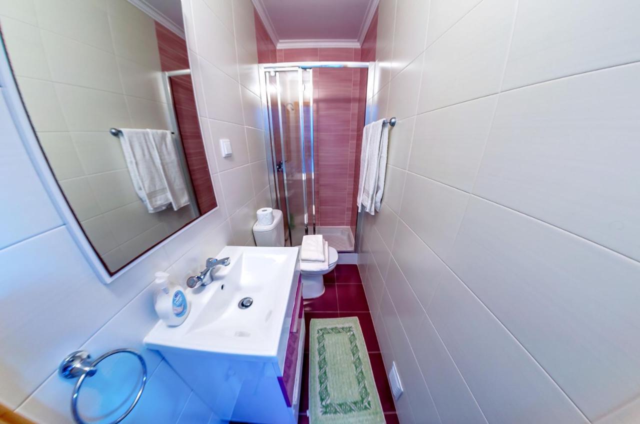 Apartamentos 7 Saias - Centro Nazaré Dış mekan fotoğraf